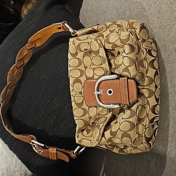 Coach Purse - Picture 1 of 2